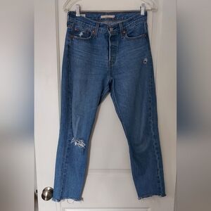 Levi's Women's Wedgie 501 Med Wash, Distressed Size 26